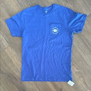 Southern Tides men's Blue Graphic Pocket T-Shirt. Size S.